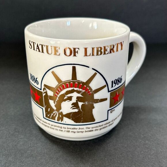 Vtg Statue of Liberty Centennial Mug 1986 100 Year Anniversary 1886 Gold - Picture 1 of 7